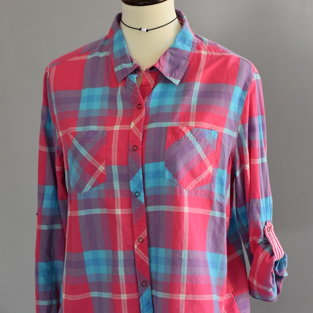 Arizonza plaid snap closure shirt